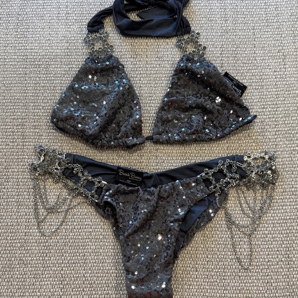 Beach Bunny Run the World Glittering Sequin Bikini set - size S